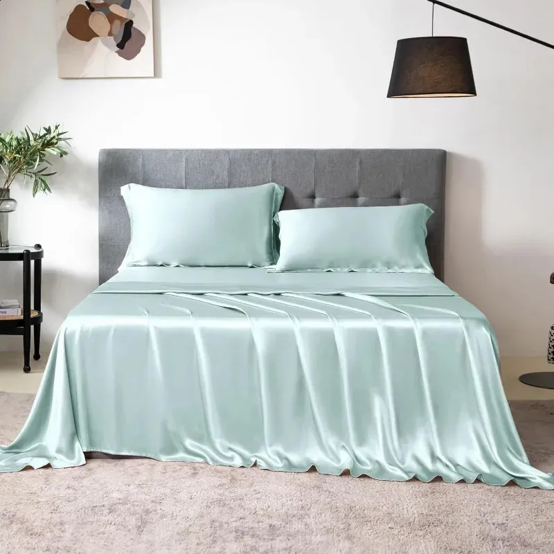4 Pcs Satin Silk Bed Set- Ocean blue - Image 4